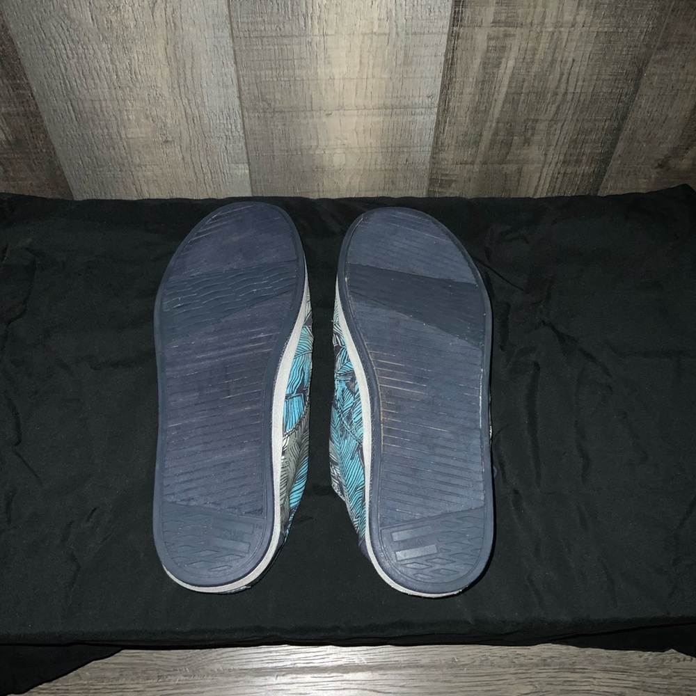 TOMS Men’s Palm Leaf Pattern Multi Colored - Picture 4 of 9